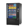 Extra informatie over de Vendo G Snack 10 Standard SMX De Vendo G Snack 10 Standard SMX is ontwikkeld voor locaties waar je een krachtig en veelzijdig vendingconcept wilt neerzetten, zonder direct te kiezen voor een premium designvariant. Deze automaat combineert betrouwbaarheid met flexibiliteit en een aantrekkelijke prijs. Met maximaal 70 selecties biedt deze automaat ruim voldoende capaciteit om een breed assortiment samen te stellen. Van snacks en gekoelde dranken tot andere producten, je kunt de automaat volledig afstemmen op jouw doelgroep en locatie. Dankzij het flexibele trayconfiguratiesysteem kun je eenvoudig variëren in indeling en productformaten. Hierdoor kun je inspelen op veranderingen in vraag en assortiment, zonder dat je vastzit aan één vaste configuratie. De Standard serie maakt gebruik van dezelfde bewezen technologie en software als de Design lijn, wat zorgt voor stabiele prestaties en een betrouwbare werking op de lange termijn. De geavanceerde koeltechniek zorgt ervoor dat producten altijd op de juiste temperatuur blijven, wat essentieel is voor kwaliteit en verkoop. De SMX is daarmee een sterke allround vendingmachine: ruim, flexibel en geschikt voor uiteenlopende toepassingen, van kantoren tot sportlocaties en openbare ruimtes.