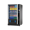 Extra informatie over de Vendo G Snack 10 Design SDX De Vendo G Snack 10 Design SDX is ontwikkeld voor locaties waar uitstraling en beleving net zo belangrijk zijn als functionaliteit. Denk aan kantoren, hotels of andere professionele omgevingen waar een standaard vendingmachine simpelweg niet volstaat. Wat deze automaat onderscheidt, is het strakke en moderne design. Hierdoor past hij moeiteloos in hoogwaardige interieurs en wordt hij eerder gezien als onderdeel van de ruimte dan als losse automaat. Ideaal als je vending wilt inzetten als volwaardig verkoop- of servicepunt. Met ruimte voor maximaal 70 selecties biedt deze automaat enorm veel flexibiliteit. Je kunt een breed assortiment samenstellen van snacks, gekoelde dranken en verse producten, maar ook non food items zoals accessoires of verzorgingsproducten behoren tot de mogelijkheden. De G Snack Design serie staat daarnaast bekend om zijn veelzijdigheid in productformaten. Hierdoor kun je eenvoudig inspelen op verschillende doelgroepen en concepten, van standaard vending tot een uitgebreid retailaanbod. Net als bij de andere Vendo modellen ben je verzekerd van betrouwbare koeltechniek en stabiele prestaties. Producten blijven altijd op de juiste temperatuur, wat essentieel is voor kwaliteit en verkoop. De SDX is daarmee de perfecte combinatie van capaciteit, uitstraling en flexibiliteit. Een echte eyecatcher die tegelijkertijd zorgt voor maximale omzetmogelijkheden.
