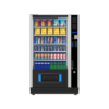 Extra informatie over de Vendo G Snack 10 Design SDX De Vendo G Snack 10 Design SDX is ontwikkeld voor locaties waar uitstraling en beleving net zo belangrijk zijn als functionaliteit. Denk aan kantoren, hotels of andere professionele omgevingen waar een standaard vendingmachine simpelweg niet volstaat. Wat deze automaat onderscheidt, is het strakke en moderne design. Hierdoor past hij moeiteloos in hoogwaardige interieurs en wordt hij eerder gezien als onderdeel van de ruimte dan als losse automaat. Ideaal als je vending wilt inzetten als volwaardig verkoop- of servicepunt. Met ruimte voor maximaal 70 selecties biedt deze automaat enorm veel flexibiliteit. Je kunt een breed assortiment samenstellen van snacks, gekoelde dranken en verse producten, maar ook non food items zoals accessoires of verzorgingsproducten behoren tot de mogelijkheden. De G Snack Design serie staat daarnaast bekend om zijn veelzijdigheid in productformaten. Hierdoor kun je eenvoudig inspelen op verschillende doelgroepen en concepten, van standaard vending tot een uitgebreid retailaanbod. Net als bij de andere Vendo modellen ben je verzekerd van betrouwbare koeltechniek en stabiele prestaties. Producten blijven altijd op de juiste temperatuur, wat essentieel is voor kwaliteit en verkoop. De SDX is daarmee de perfecte combinatie van capaciteit, uitstraling en flexibiliteit. Een echte eyecatcher die tegelijkertijd zorgt voor maximale omzetmogelijkheden.