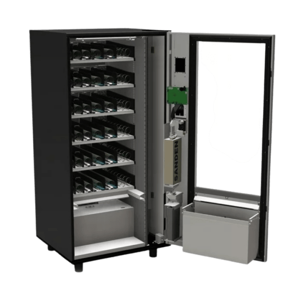 Extra informatie over de Vendo Budget 8 | BS8 Refurbished De Vendo Budget 8 BS8 Refurbished is een betrouwbare en betaalbare oplossing voor wie wil starten met vending of een extra automaat wil plaatsen zonder hoge investering. Deze automaat is volledig gericht op functionaliteit. Geen overbodige extra’s, maar gewoon een machine die doet wat hij moet doen: snacks en frisdrank verkopen op een efficiënte en stabiele manier. Dankzij de capaciteit van maximaal 48 selecties kun je een breed basisassortiment aanbieden. Dit maakt de automaat geschikt voor locaties zoals kantoren, werkplaatsen, sportclubs en wachtruimtes. Doordat het een refurbished model betreft, is de automaat technisch nagekeken en klaar voor gebruik. Kleine gebruikssporen kunnen aanwezig zijn, maar dit heeft geen invloed op de werking. Het temperatuurbereik van 8 tot 16 graden maakt deze automaat geschikt voor gekoelde dranken en snacks, maar minder geschikt voor verse producten zoals maaltijden. De Vendo Budget 8 is daarmee de ideale keuze voor wie een eenvoudige, betrouwbare en voordelige vendingmachine zoekt zonder onnodige extra’s.