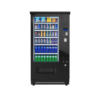 Extra informatie over de Vendo G Snack 8 Outdoor SM8 OD De Vendo G Snack 8 Outdoor SM8 OD is ontworpen voor locaties waar vending buiten moet functioneren zonder concessies te doen aan prestaties. Denk aan tankstations, vakantieparken, sportterreinen of andere drukbezochte buitenlocaties. Deze automaat is gebouwd met sterke en duurzame materialen die bestand zijn tegen uiteenlopende weersomstandigheden. Dankzij de regenbestendige constructie en het verwarmde glas blijven producten altijd goed zichtbaar en beschermd, ongeacht regen, kou of temperatuurwisselingen. Met een werkbereik van -15°C tot +38°C blijft de automaat stabiel functioneren in zowel winterse als zomerse omstandigheden. Dit maakt hem uitermate geschikt voor locaties waar continuïteit belangrijk is. De automaat beschikt over maximaal 56 selecties, waardoor je een breed assortiment kunt aanbieden. Van snacks en dranken tot andere producten, volledig afgestemd op jouw doelgroep en locatie. Daarnaast zorgt de betrouwbare koeltechniek ervoor dat producten altijd op de juiste temperatuur blijven. In combinatie met de LED verlichting zorgt dit voor een aantrekkelijke presentatie, zowel overdag als in de avond. Het antivandalisme ontwerp maakt deze automaat extra geschikt voor openbare en drukbezochte locaties. Hierdoor kies je niet alleen voor capaciteit en flexibiliteit, maar ook voor zekerheid en duurzaamheid. De SM8 OD is daarmee de ideale middenweg binnen de outdoor serie: krachtig, betrouwbaar en flexibel inzetbaar voor vrijwel iedere buitenlocatie.